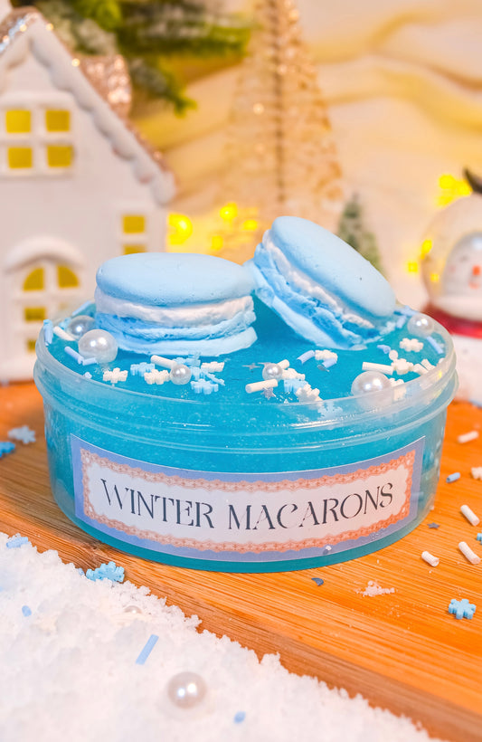 WINTER MACARONS