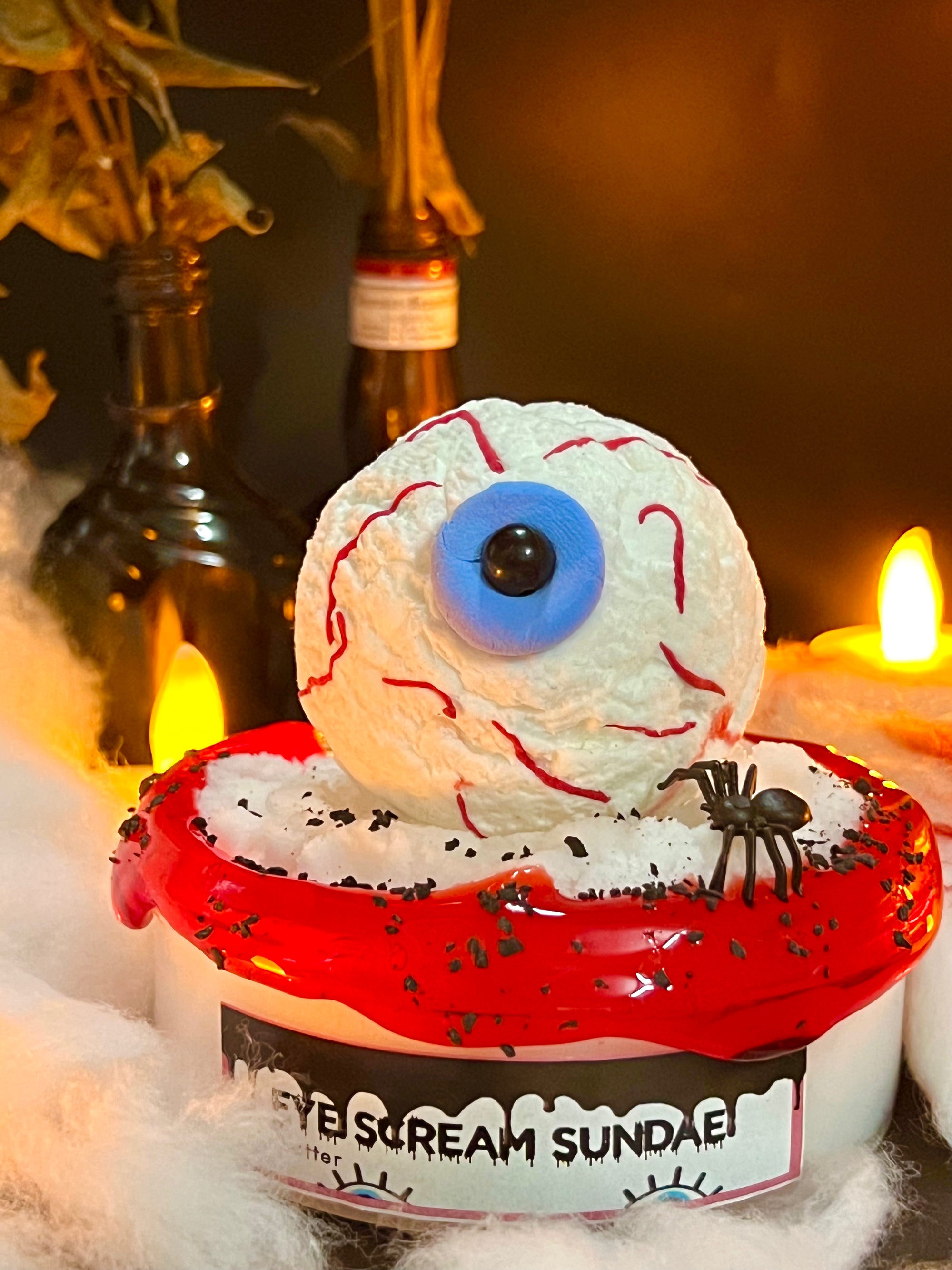 EYE SCREAM SUNDAE